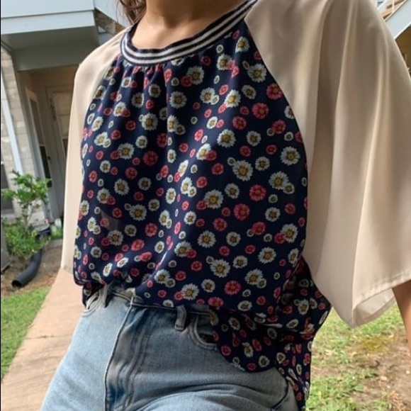 Patterned blouse - Picture 3 of 3